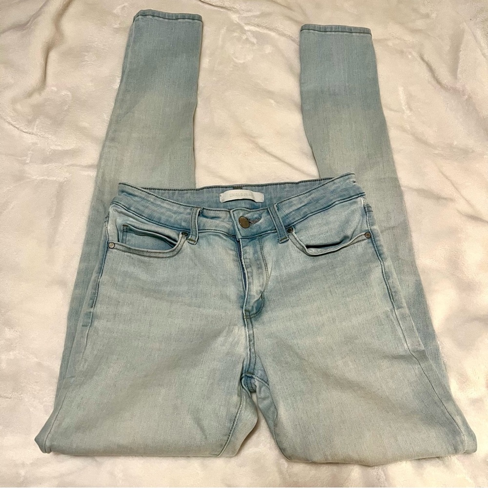 Uniqlo Women's Light Blue Skinny Jeans 25/32